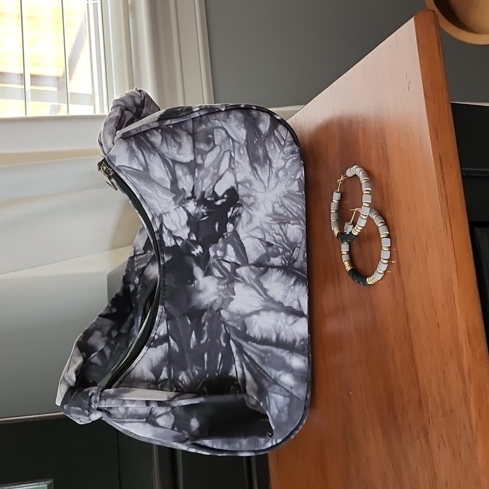Graphic Baguette Bag